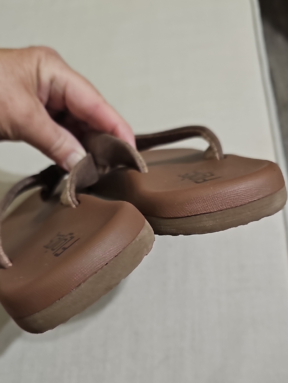 Flojos Flip Flop Sandals - Picture 8 of 9